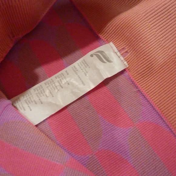 Fabletics SET Seamless High Waisted Short and Bra Womens XS Pink Purple - Picture 5 of 6